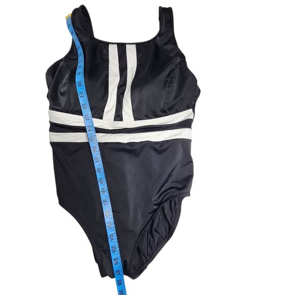 Longitude Black White Colorblock High Neck Long Torso One Piece Swimsuit - Picture 11 of 11